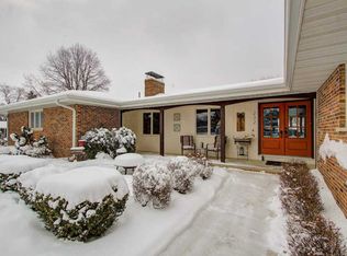232 Apache Dr, Janesville, WI 53545