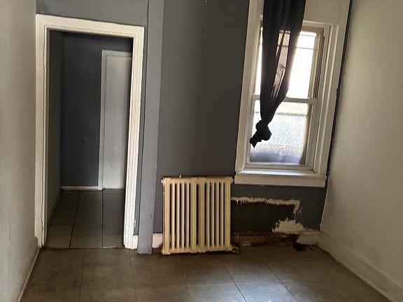 5th image of 2507 N Mutter St