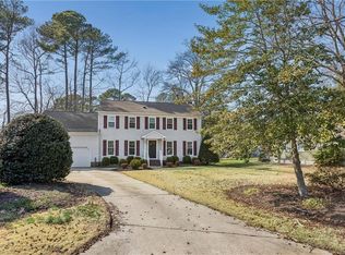 8 Martha Ct, Poquoson, VA 23662