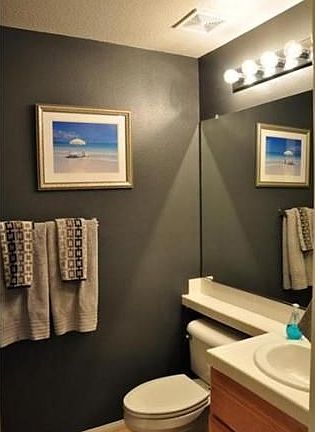 3rd image of 22905 Redwood Ct