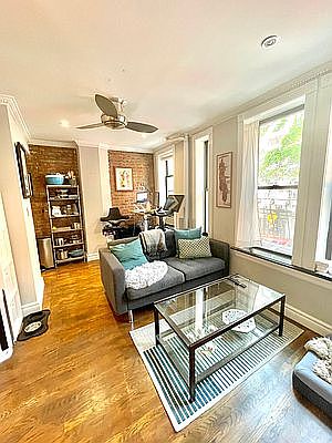 3rd image of 280 Mott St #2