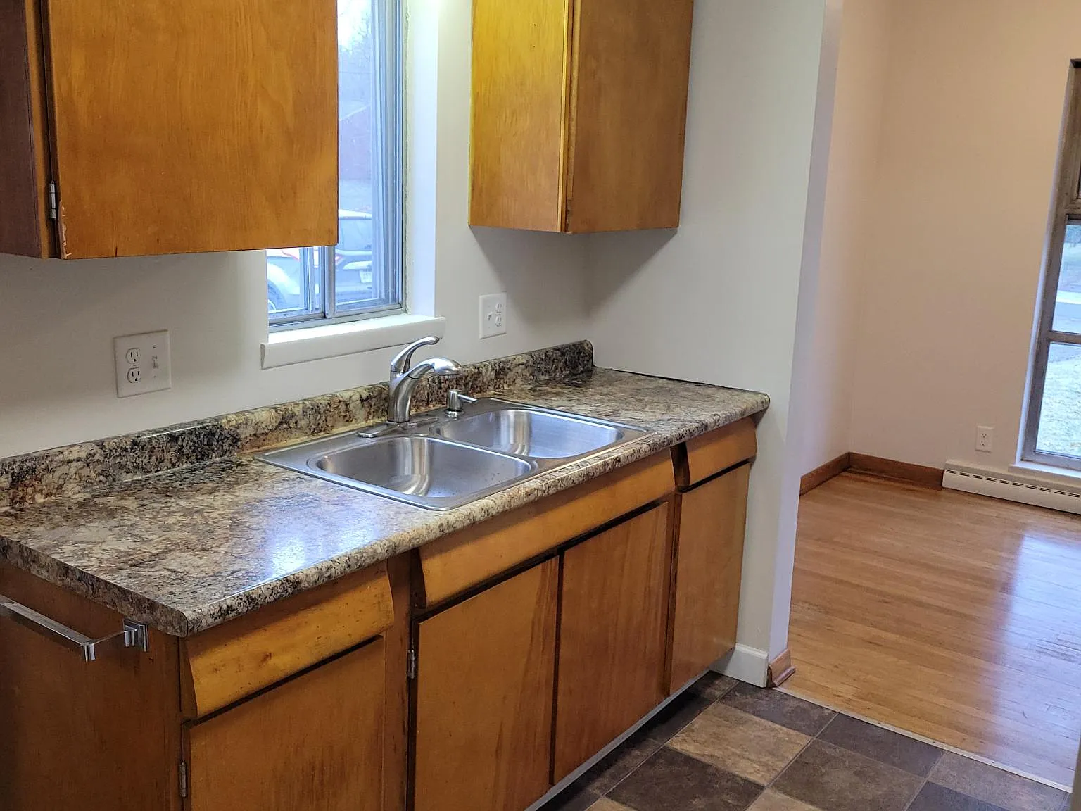 2 bed, 864 sqft, $1,000 — Photo 4