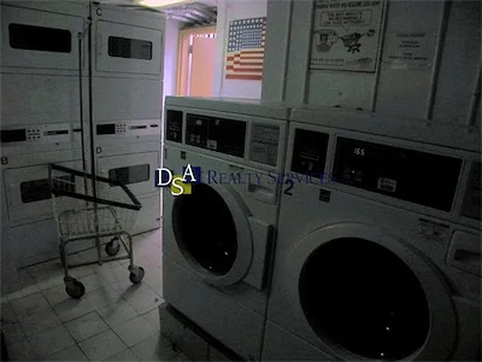 Rented by DSA Realty | media 72