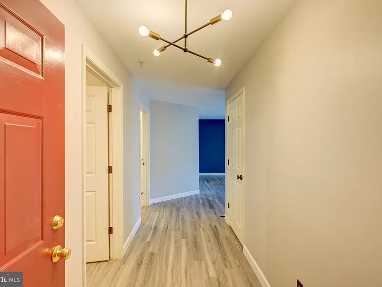 8905 Stone Creek Pl #102 — Photo 24
