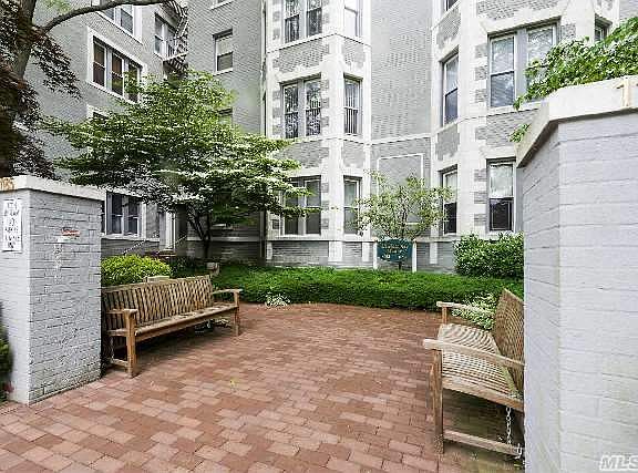 2nd image of 1185 E Broadway APT 2E