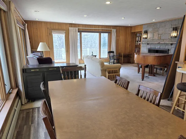 5 Windemere Place, Kennebunkport, ME 04046