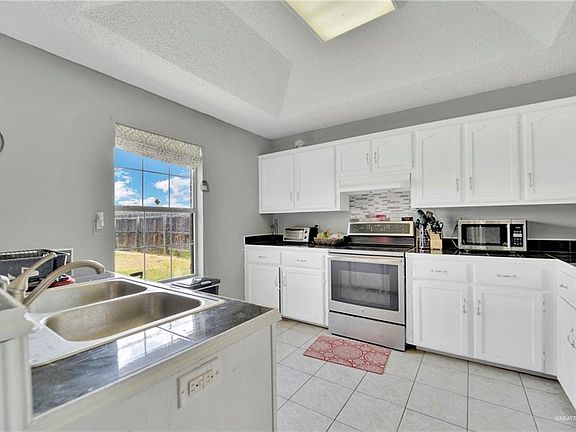 5th image of 711 Northridge Dr