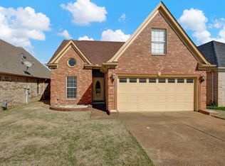 4828 Pine Forest Dr, Memphis, TN 38125