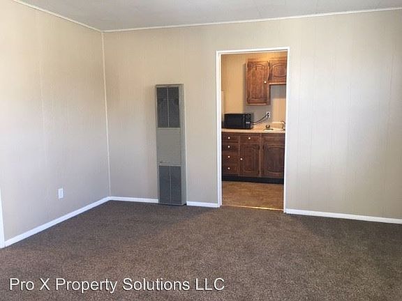 5th image of 302 E 7th St #7478266