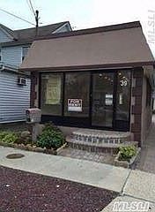 1st image of 39 E John St