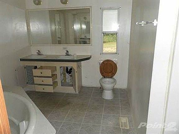 3rd image of 15019 Wilrob Dr
