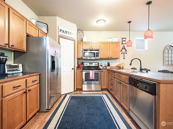 2nd image of 2108 182nd Street E