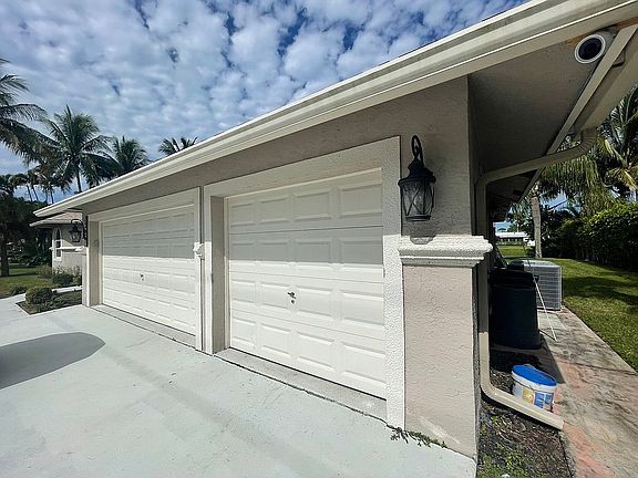 3rd image of 4633 Palo Verde Dr