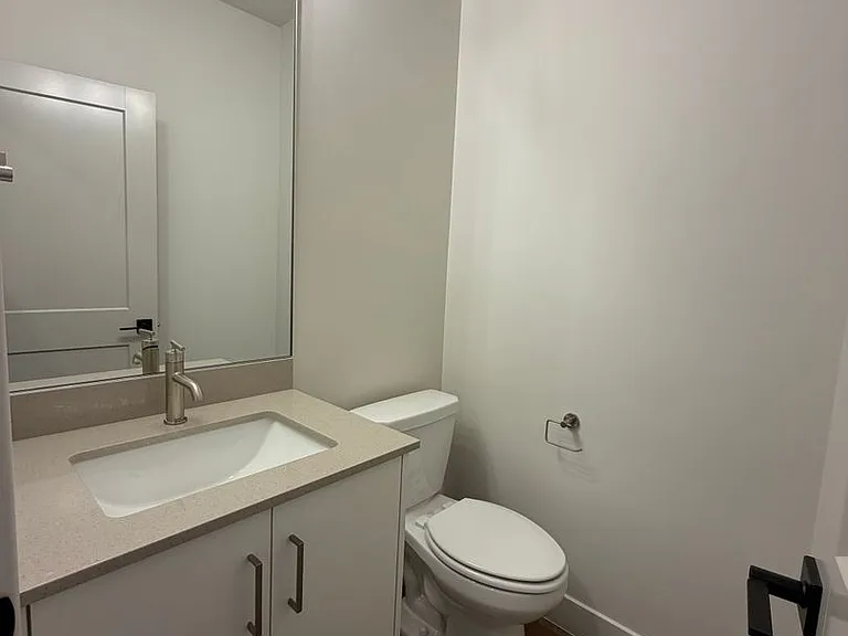 602 E Hemsworth Ln — Photo 15