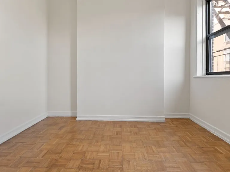 61 E 3rd St #16 — Photo 4
