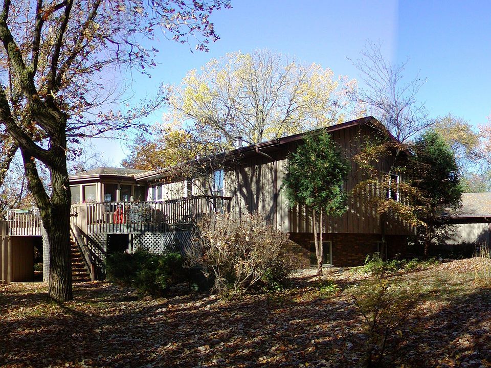 2nd image of 1752 Manning Ave S