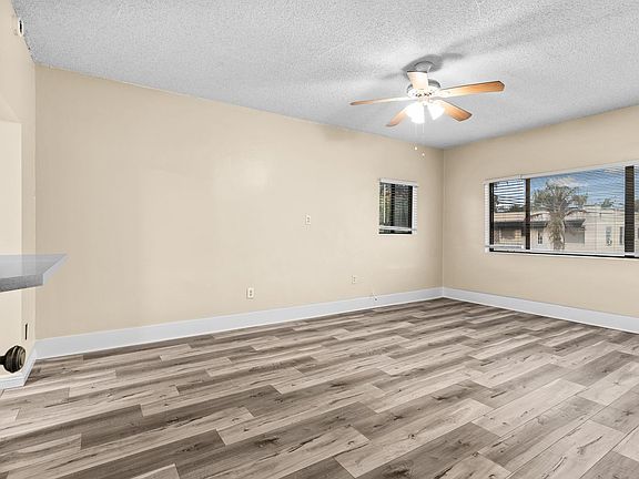 5th image of 119 Orange Ave APT 3