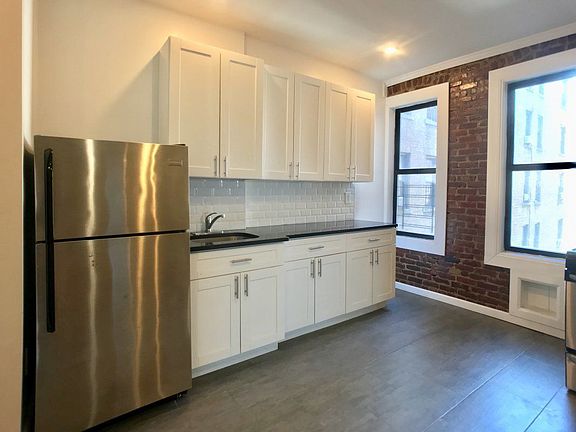 2nd image of 117 Post Ave APT 3H