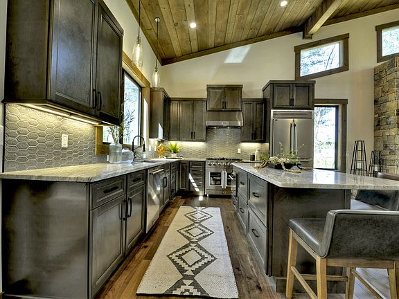 4th image of 2454 Forge Mill Rd