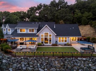 4561 Lake Ridge Road, Ukiah, CA 95482