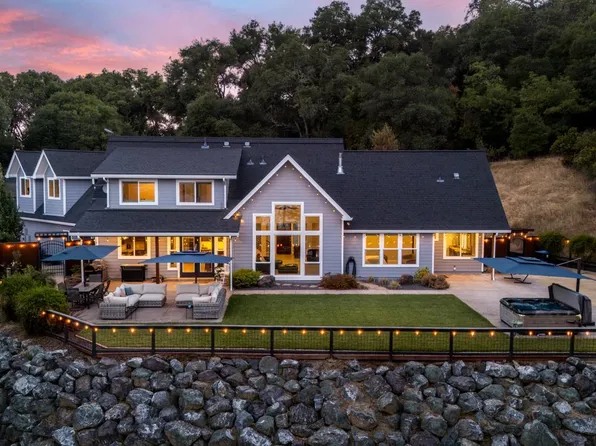 4561 Lake Ridge Road, Ukiah, CA 95482