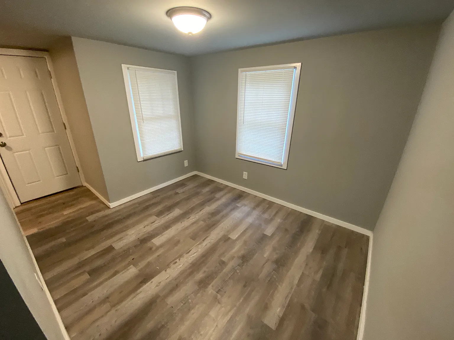 3 bed, 966 sqft, $1,400 — Photo 4