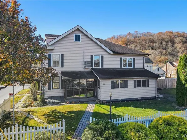 6620 Main St, Martins Creek, PA 18063