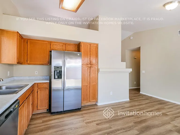 2703 N 87th Ave — Photo 8