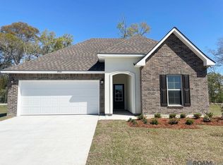 4944 Catalpa Dr, Addis, LA 70710