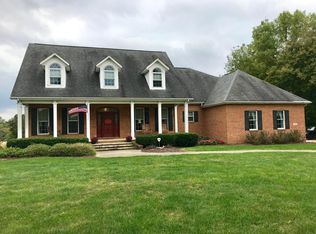 7515 Buckeye Trl, Circleville, OH 43113