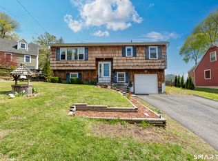 17 Pleasant Street, New Milford, CT 06776
