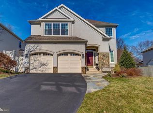 42984 Hedgeapple Ct, Ashburn, VA 20147