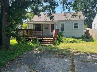 2121 Wilson Ave, Saint Albans, WV 25177