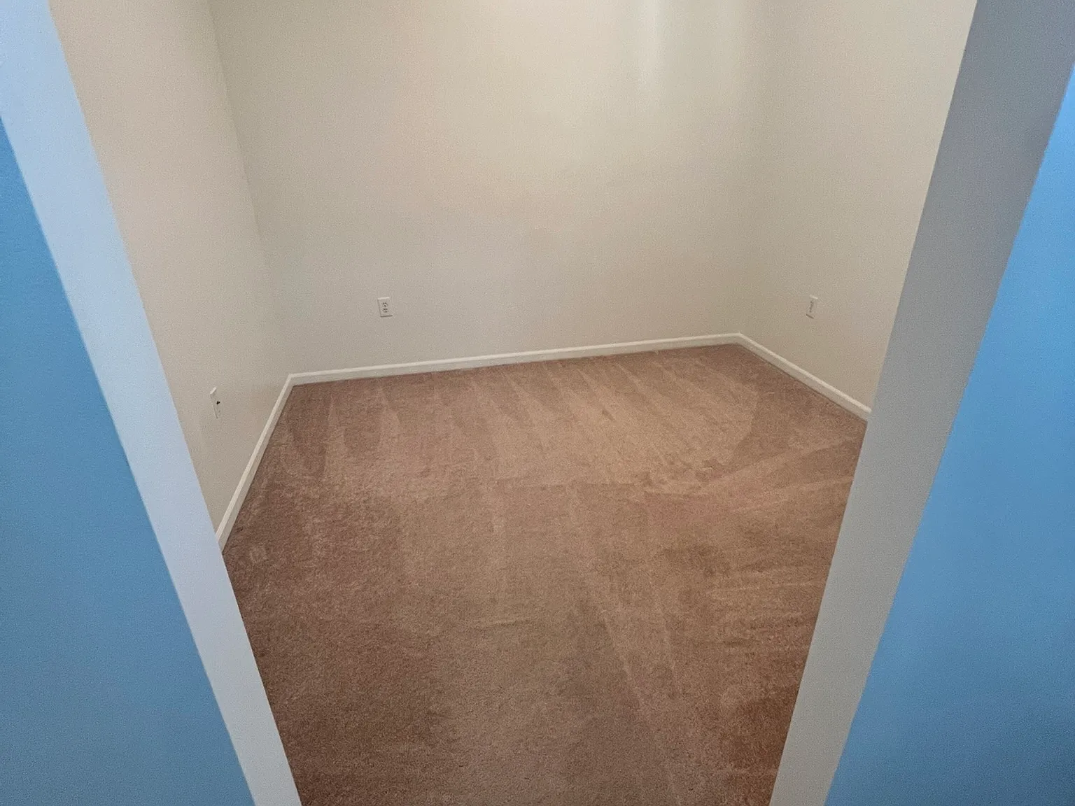 2 bed, 1690 sqft, $1,750 — Photo 3