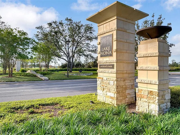 7035 Nemours Pkwy — Photo 40