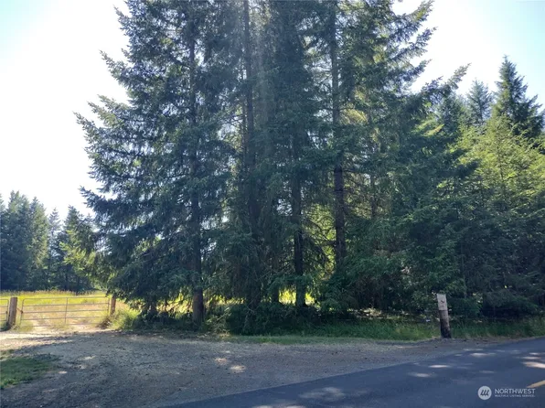341 Frank Smith Road, Toutle, WA 98649