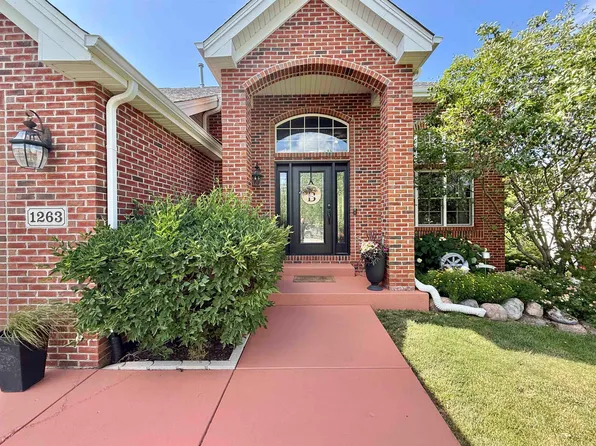 1263 University Pkwy, Rockton, IL 61072