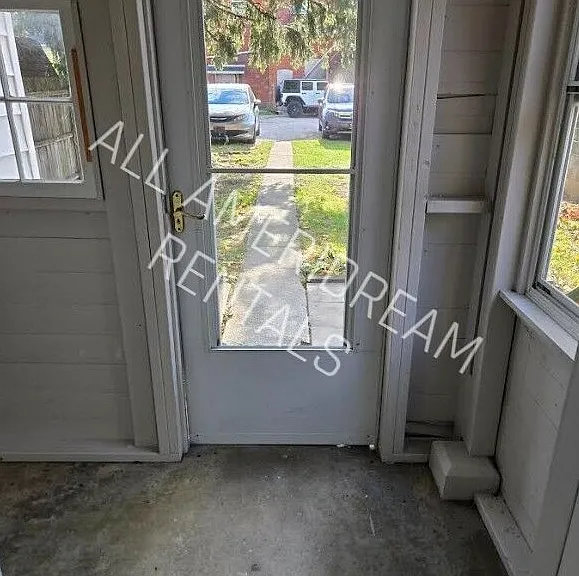 203 Baltimore St #1 — Photo 10