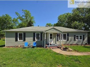 604 NE 74th Ter, Gladstone, MO 64118