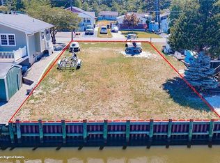 33 Fairway Dr, Tuckerton, NJ 08087