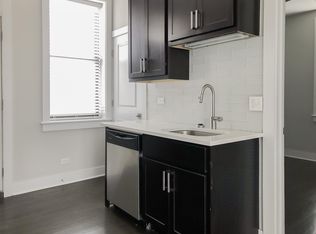 1946 W Nelson St APT 2E, Chicago, IL 60657