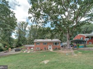 1011 Ficklen Rd, Fredericksburg, VA 22405