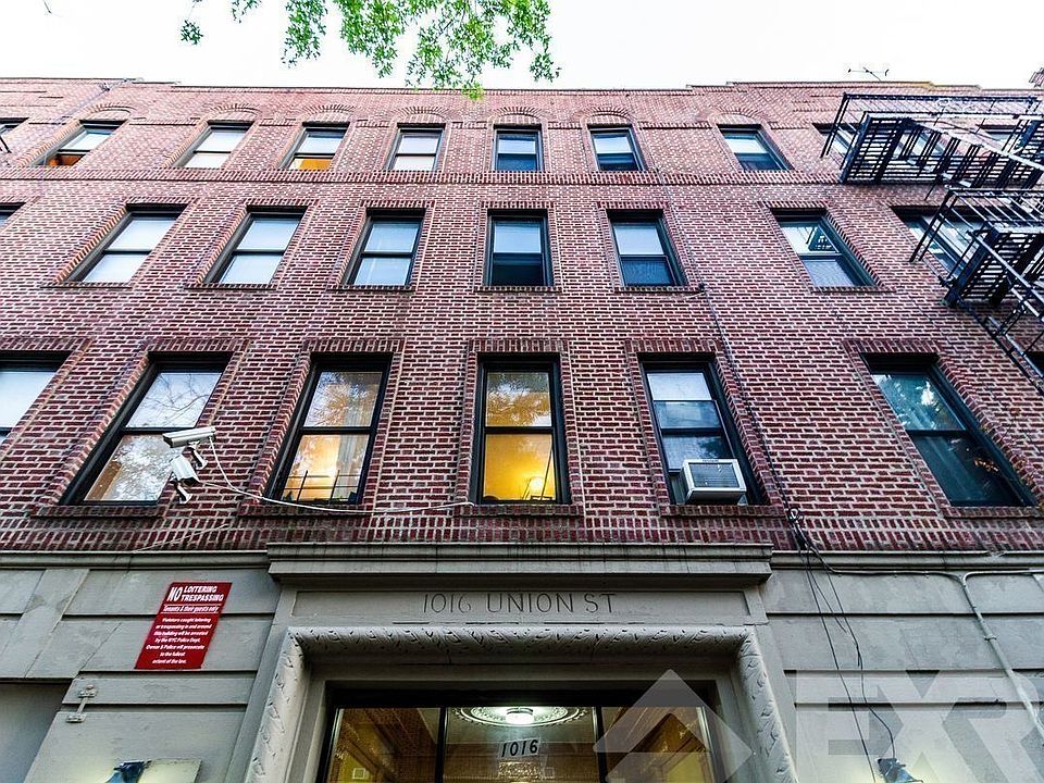 1st image of 1016 Union St APT 3