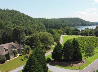 101 Shooting Star Way, Sunset, SC 29685