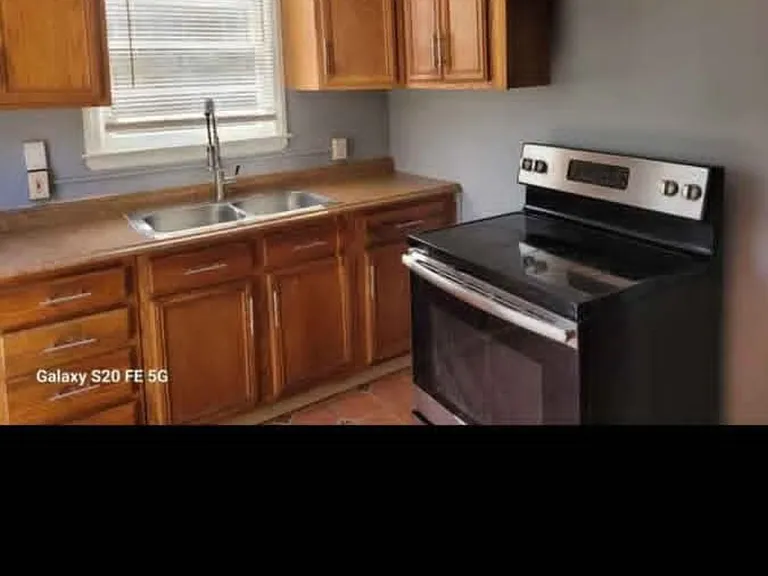54 Columbus Ave — Photo 2