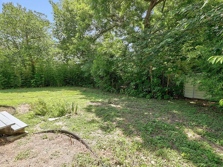 1703 Alegria Rd — Photo 22