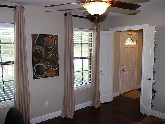 5th image of 1011 Austin Colony Dr