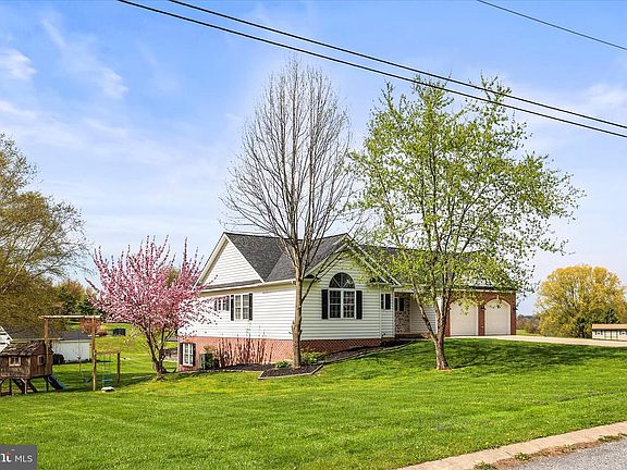 2nd image of 6495 Pamadeva Rd