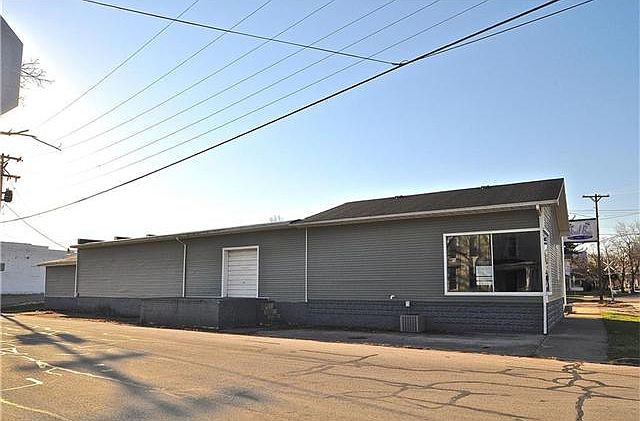 1st image of 315 Central Ave