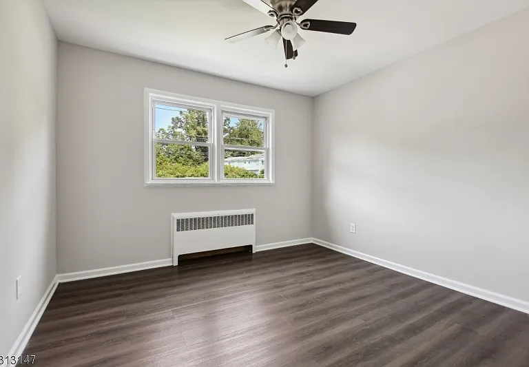 990 Washington Ave — Photo 15